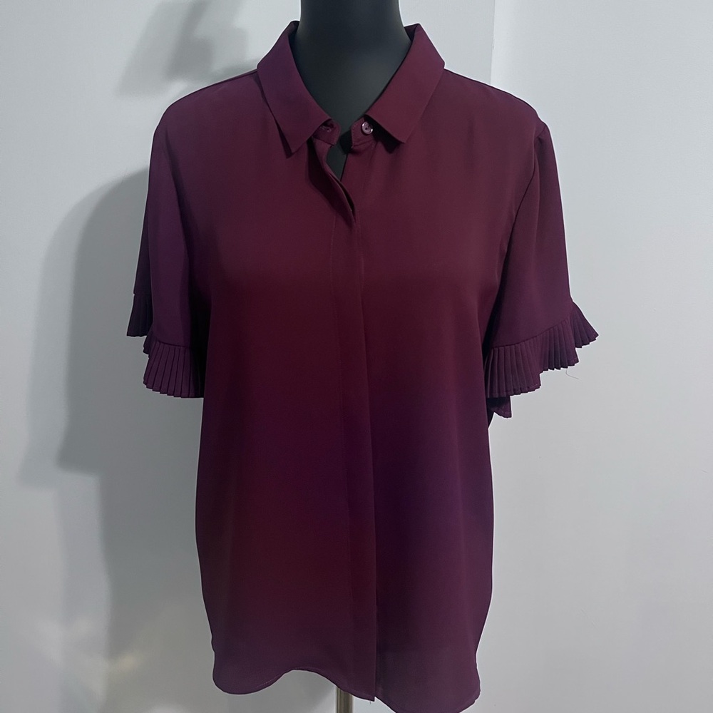 NWOT. Blouse #132